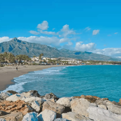Playa de Puerto Banús