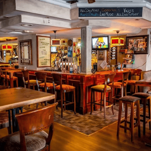 Hogan Stand Sports Bar