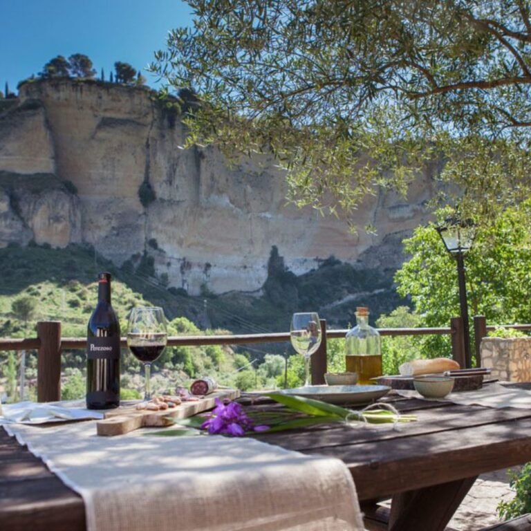 Los Montes Wine Route