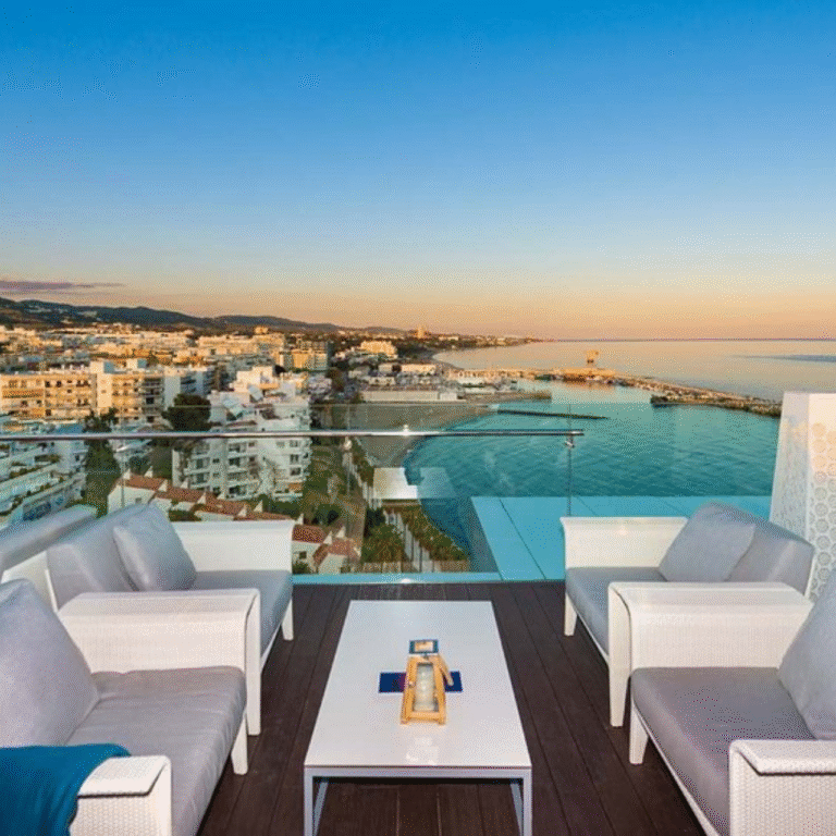 Belvue Rooftop Bar