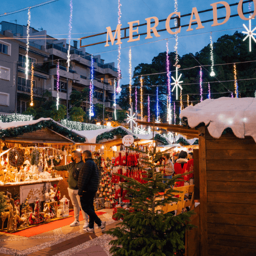 Luces y mercado navideños