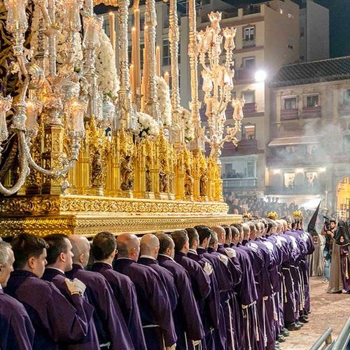 Schedules & live routes